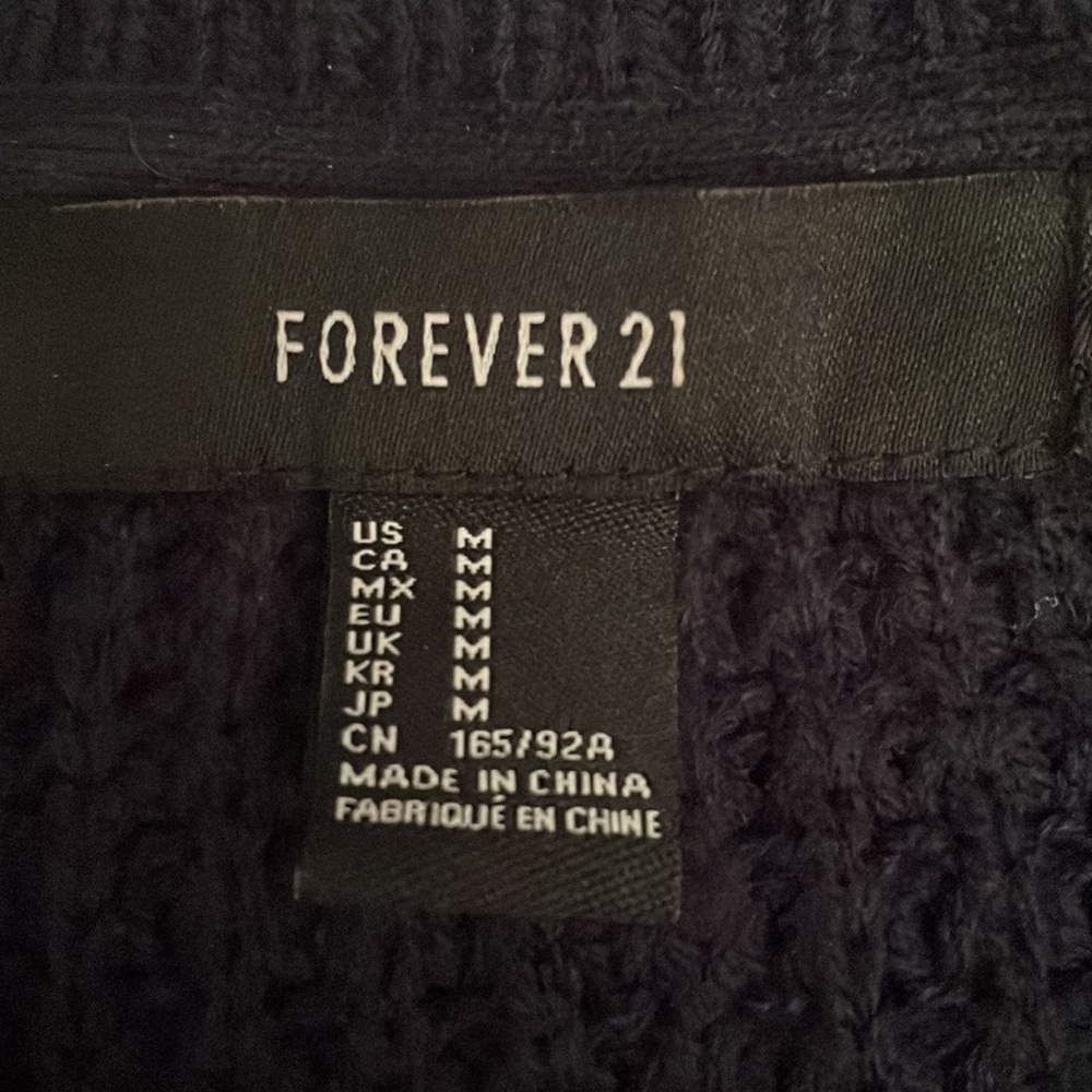 Forever 21 - Picture 5 of 5